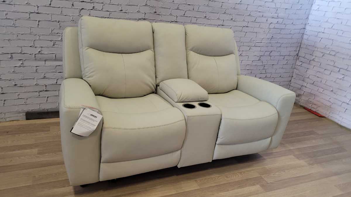 Mindanao Power Reclining Loveseat with Console - Gallery Image 11